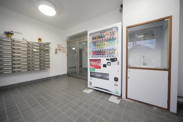 リバティ小林のエントランス