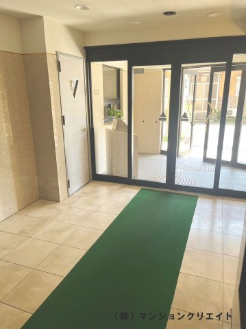 アパガーデンコート城東のエントランス