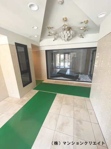 アパガーデンコート城東のエントランス