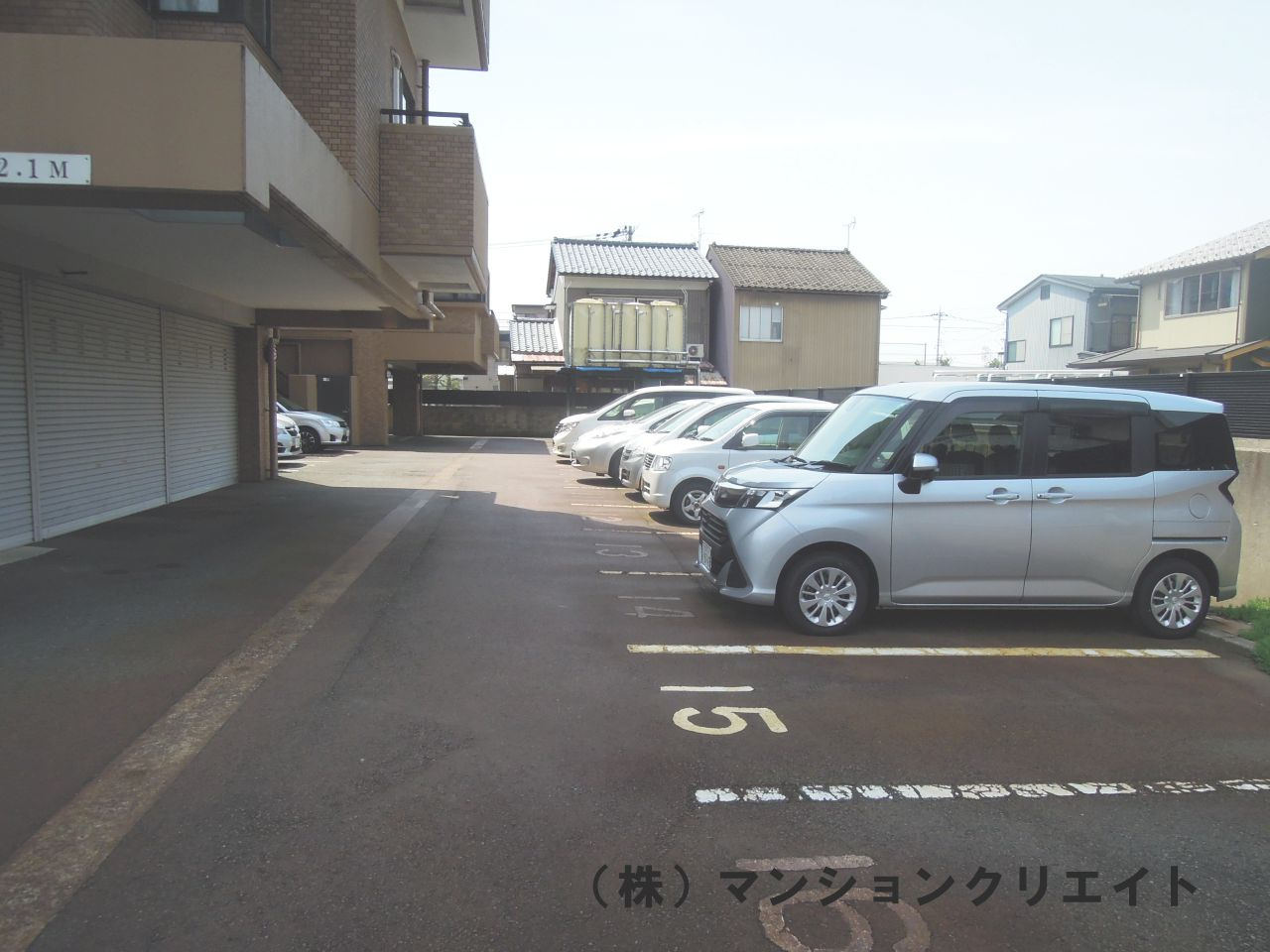 アパガーデンコート城東の駐車場