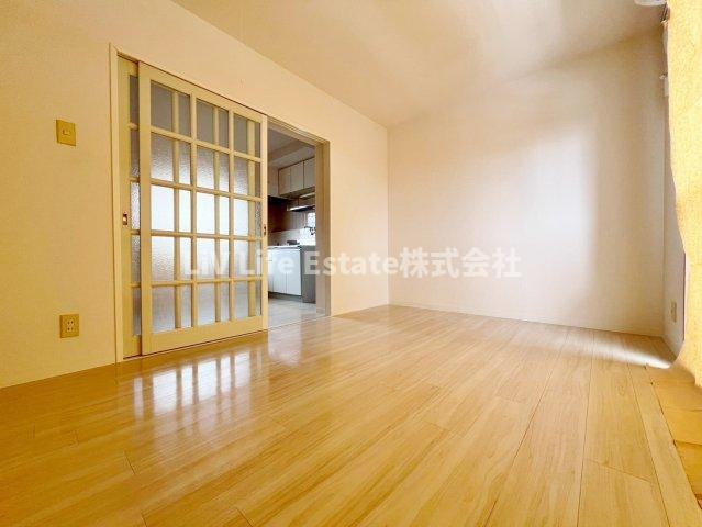 モンシャトー小金井成和の洋室