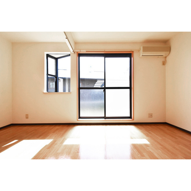 ロイヤルハイツE棟のその他