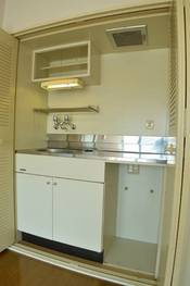 DETOM-1室町二条のキッチン