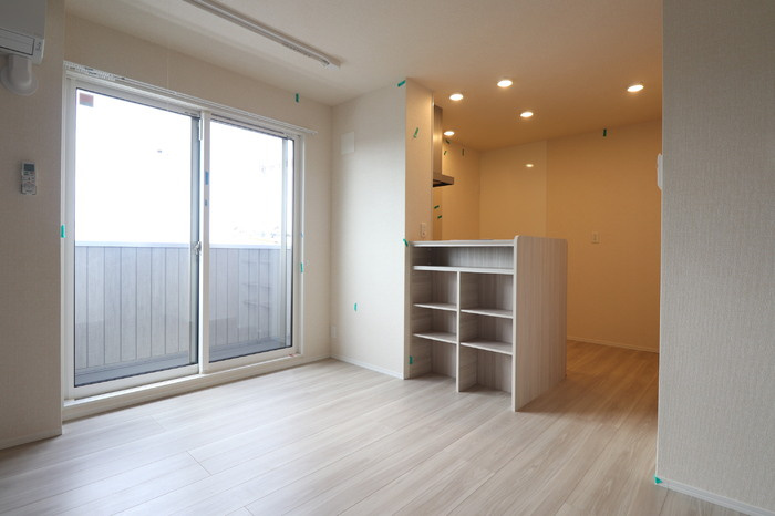 Sunny Hills B棟の居間・リビング