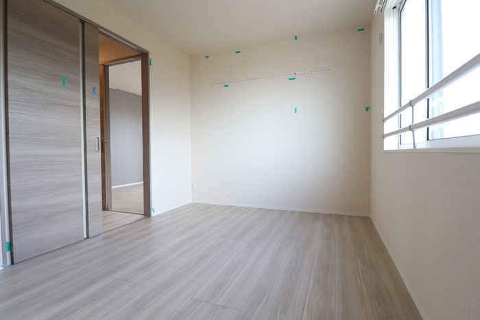 Sunny Hills B棟の居間・リビング