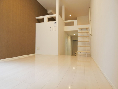 【居間・リビング】 | Rafstyle香椎 | 別号室の写真になります。現況優先。