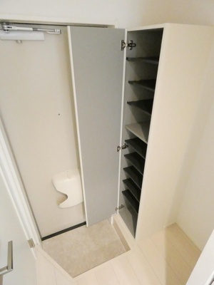 【玄関】 | Rafstyle香椎 | 別号室の写真になります。現況優先。