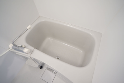 【浴室】 | casamentoMOTTA | 別号室の写真になります。現況優先。