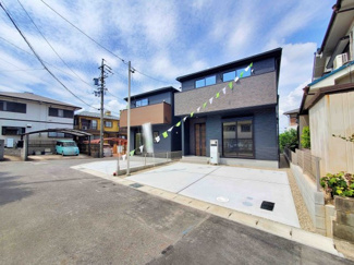 【前面道路含む現地写真】