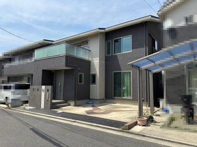 【外観】 | 福田　中古一戸建 | 【シューズインクローゼットあります】玄関周りもスッキリ片付きますね♪ゆとりのあるシューズインクローゼットですので、たくさん収納できそうです！