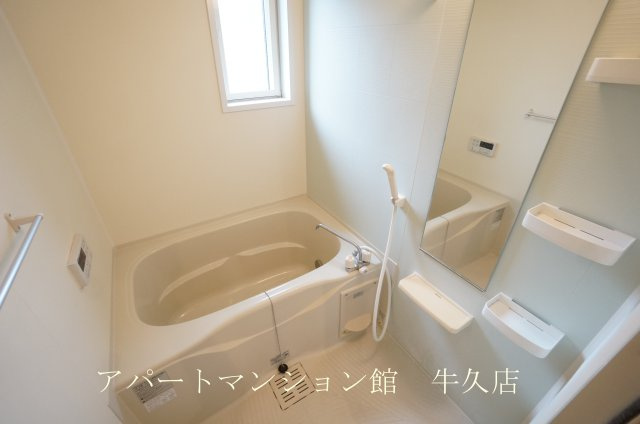 リリーフの浴室|バス