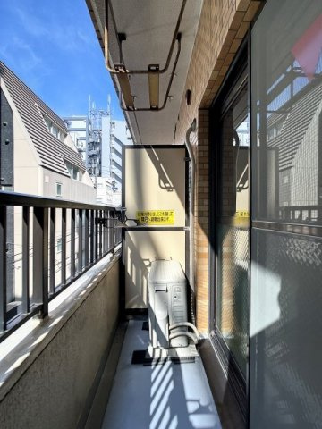 ダイアパレス新宿1丁目のバルコニー