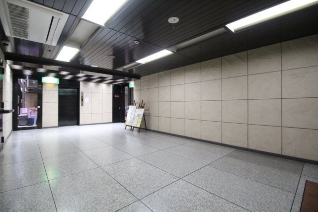 ダイアパレス新宿1丁目のロビー