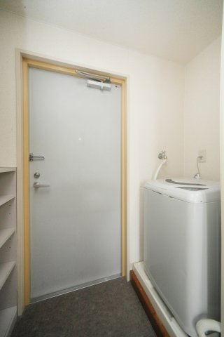 トレ・デュニオンの玄関