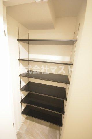 セレニテフラン難波の収納