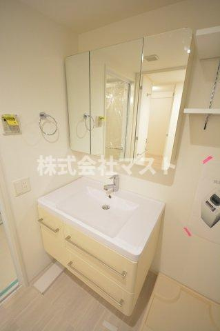 セレニテフラン難波の洗面所