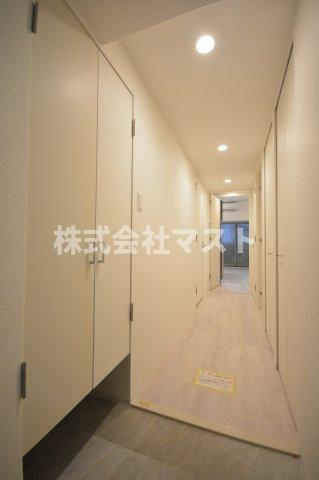 セレニテフラン難波の玄関