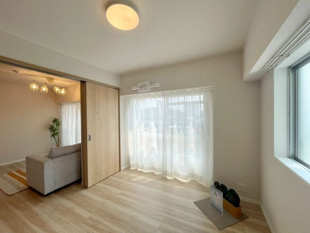 【洋室】 | シーザーレジデンス高崎　4F