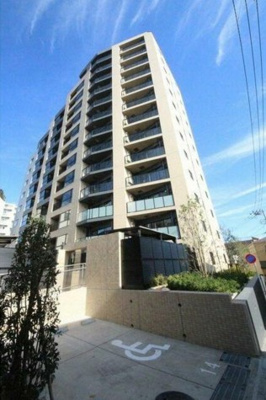 【外観】 | ディームス方南町 | 鉄筋コンクリート造のがっちりとした建物。