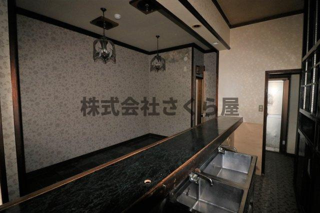 南銀座名店街の内装