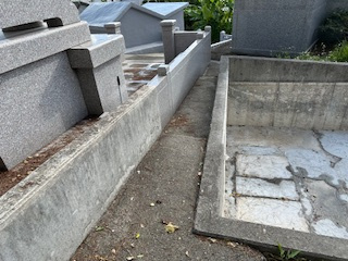 嘉手納墓地の周辺