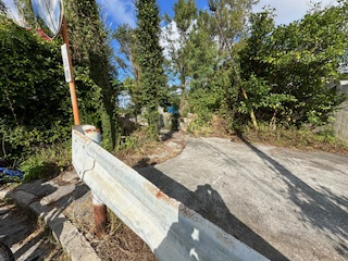 嘉手納墓地の周辺