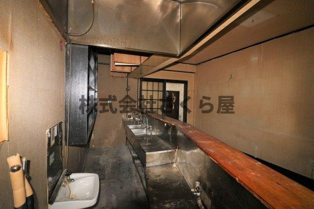 南銀座名店街の内装