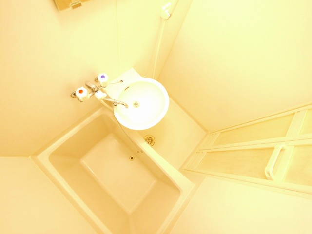 レオパレスプランタの浴室