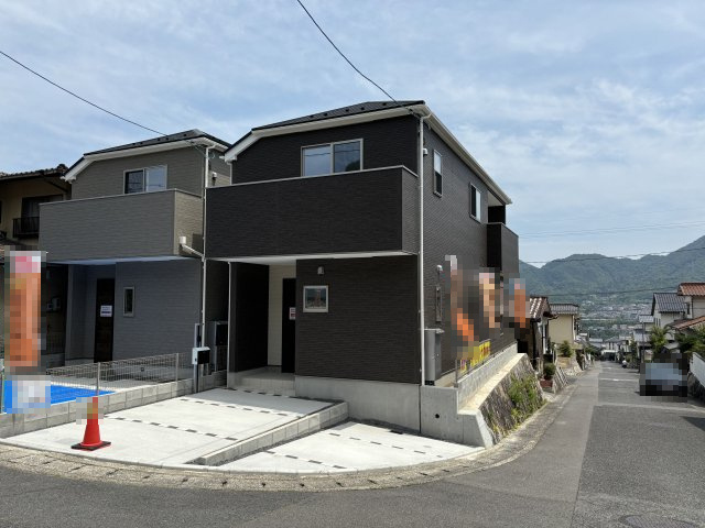 新築戸建　高取北4丁目（No.1／No.2）の前面道路含む現地写真