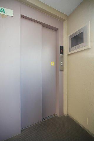 シャトレカルム烏丸鞍馬口のその他|エレベーター
