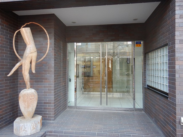 パレソレイユ文京白山のエントランス