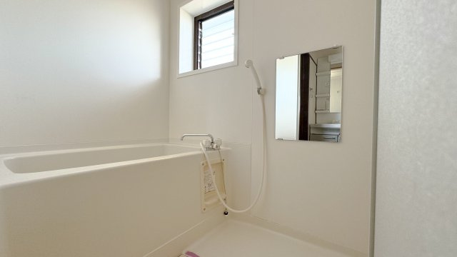 本町ハイツの浴室