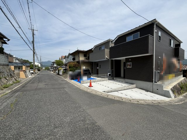 新築戸建　高取北4丁目（No.2／No.2）の前面道路含む現地写真