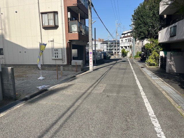 吹田市五月が丘東土地の前面道路含む現地写真
