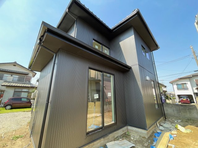 藤岡市下戸塚　中古1448の前面道路含む現地写真