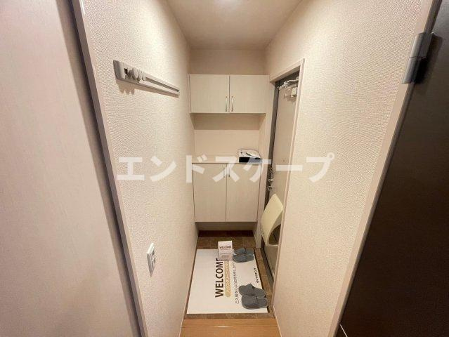 ロイヤルガーデン藤川の玄関|高崎、前橋、伊勢崎エリアのお部屋探しはエンドスケープまで！お客様の理想お聞かせ下さい♪