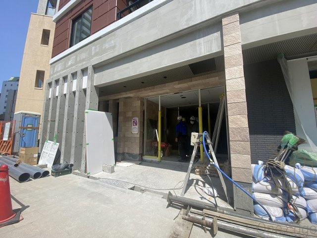 レクシア天神西町のエントランス