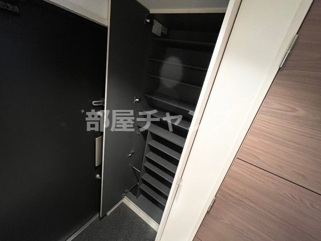 プレサンスSAKAE白川公園の収納