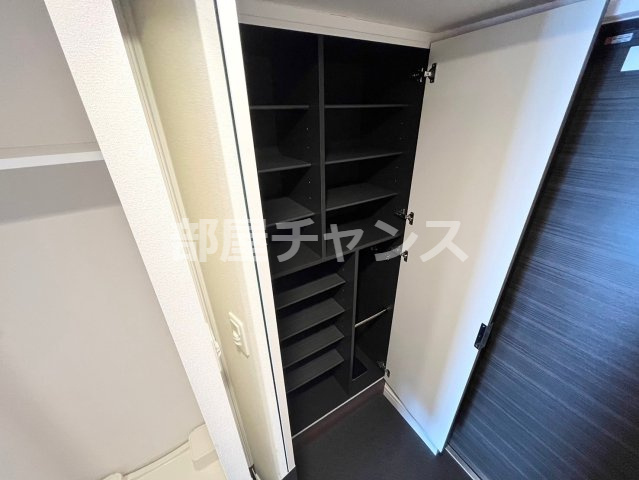 プレサンスTHE久屋大通レジェンドの収納