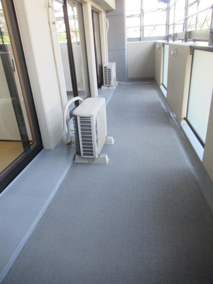 【バルコニー】 | モントーレ福間シティ | 広くてゆったりしているバルコニー。植木鉢などを置いても洗濯物もたっぷり干せます