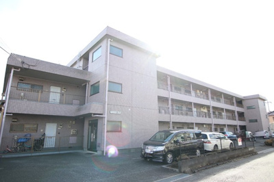 ★ネット利用料無料・3階建てマンションタイプ★