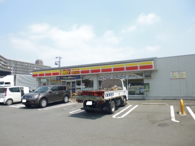 デイリーヤマザキ厚木中依知店　500ｍ