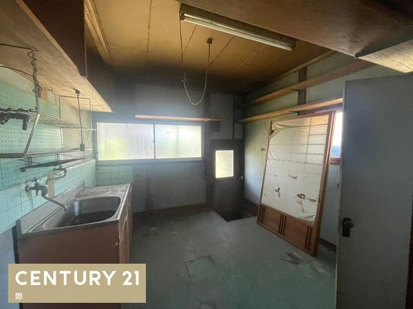 和歌山市西庄　中古戸建・土地セット売りのキッチン|【平屋室内】