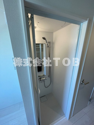 【シャワールーム】 | ハーモニーテラス上高井戸Ⅳ | メタル調シャワーヘッド