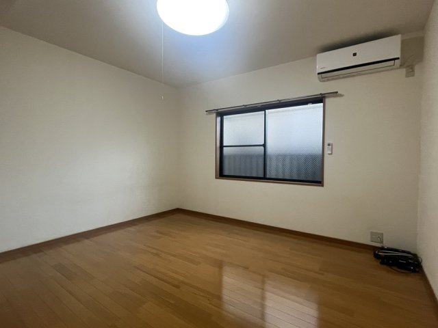 ユウ・スカイハイツの居間・リビング