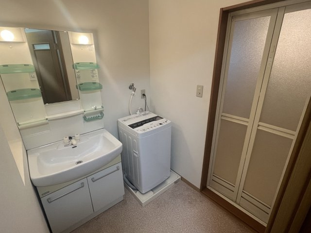 ユウ・スカイハイツの洗面所|家電はオプションです