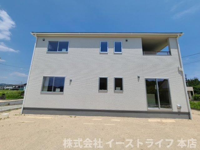 【子育て支援対象】四倉町上仁井田1期の外観|2号棟写真　南側外観写真になります。
