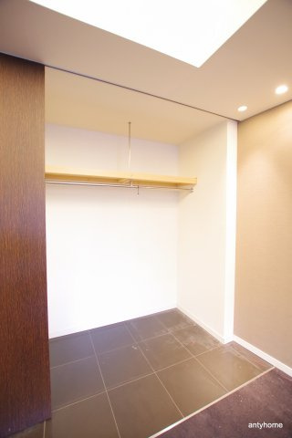 ザタワー大阪レジデンス　仲介手数料無料の収納