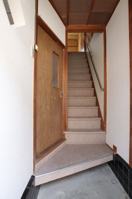 【玄関】 | 堺市東区引野町3-133-11テラス