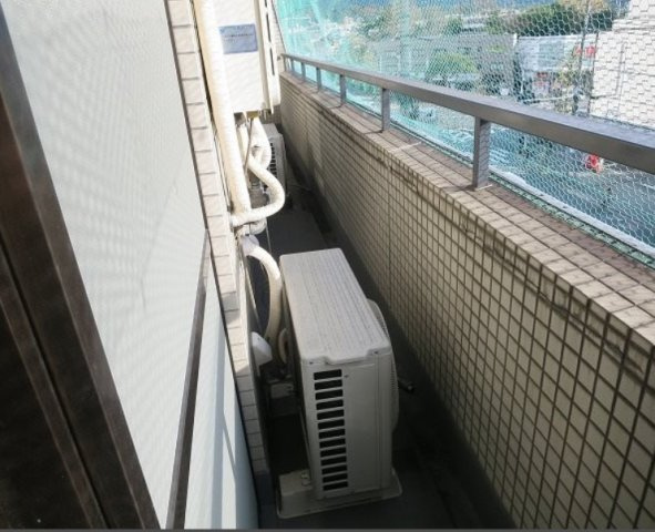 ハウス今出川のバルコニー